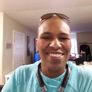 Meet your Posher, Joyce